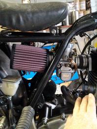 Shows 38mm Carb kit on bike